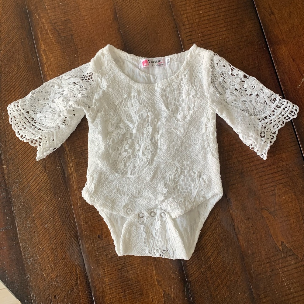 Lace outfit for baby pictures